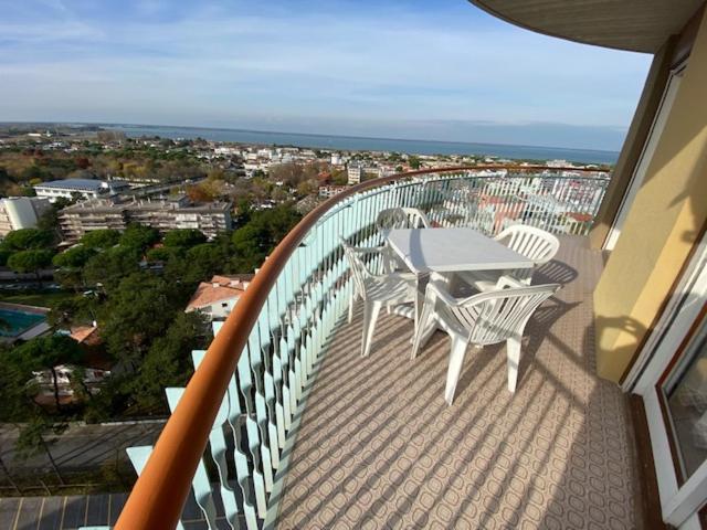Cond Torre Lägenhet Lignano Sabbiadoro Exteriör bild